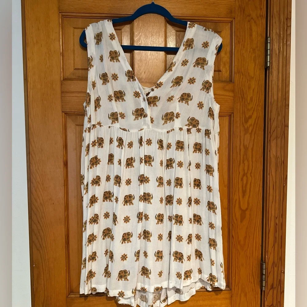 ASOS Elephant Print V-Neck Mini Dress - Picture 1 of 4